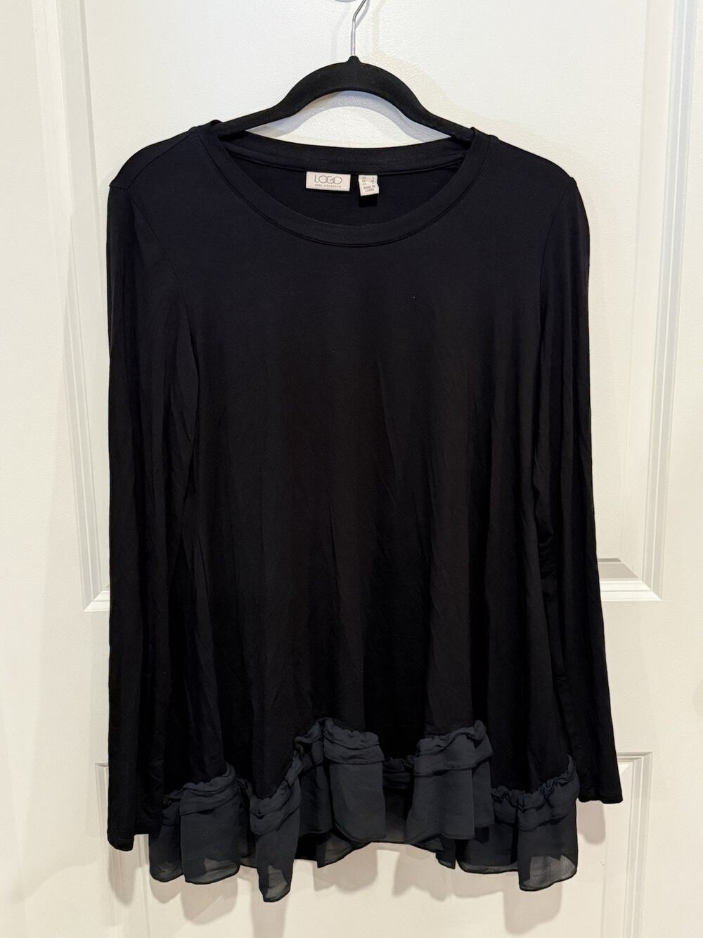 LOGO Lori Goldstein Womens Tunic Top Shirt Black Mixed Media Size Small